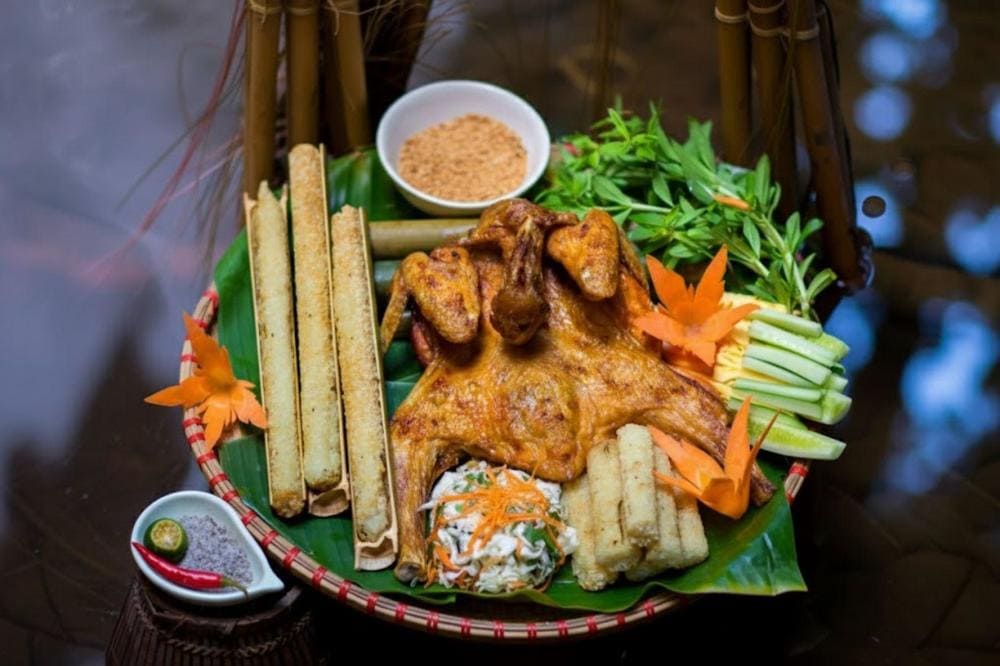 Gà cựa nướng Phú Thọ